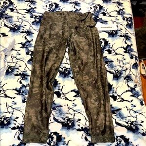 Camouflage Leggings 3/4 Marika Army Green purchased from Nordstrom NWT